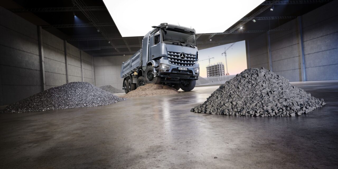 Robusto, potente… y ahora también totalmente eléctrico: Mercedes-Benz Trucks presentó el nuevo eArocs 400 en bauma 2025